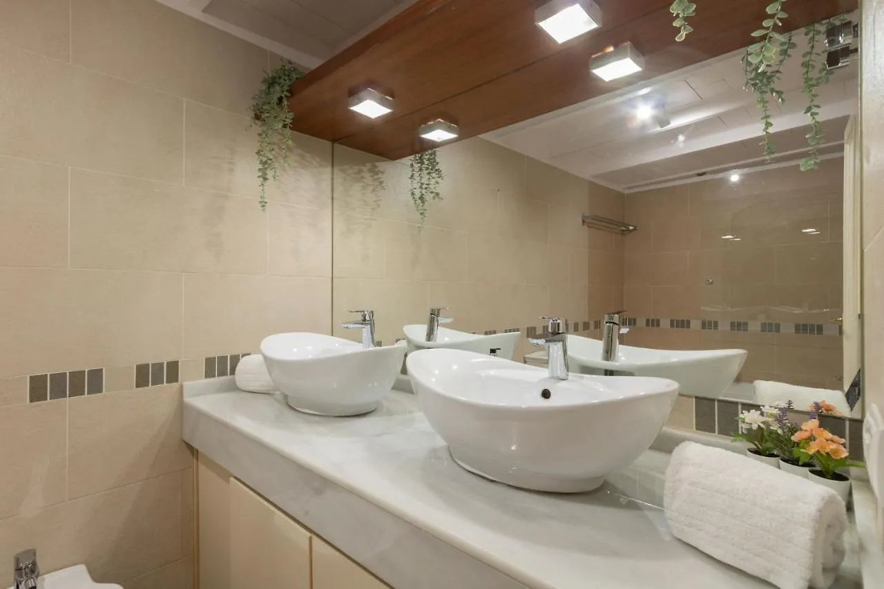 Apartment Alfalfa City Center Sky View By Valcambre Seville